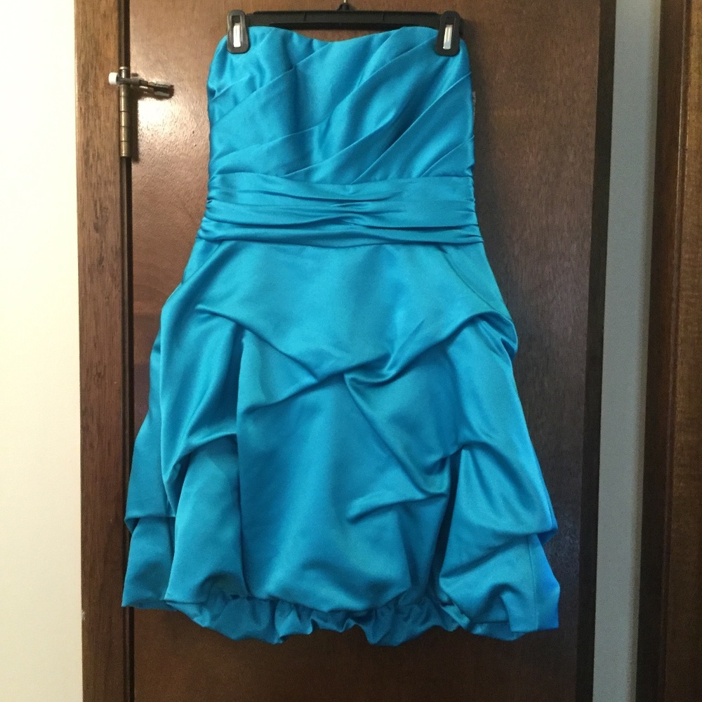 David’s Bridal Malibu Short Satin Strapless Dress